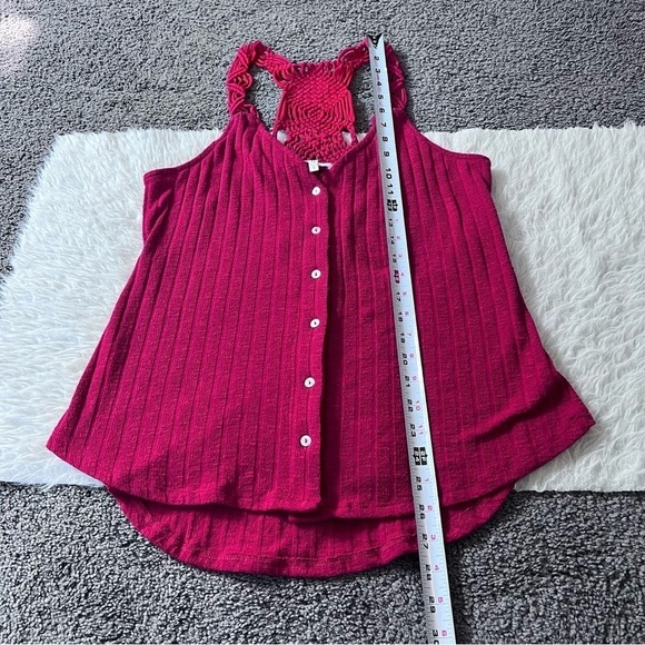 NWT Maurice’s red crochet back button down tank small - Picture 7 of 8